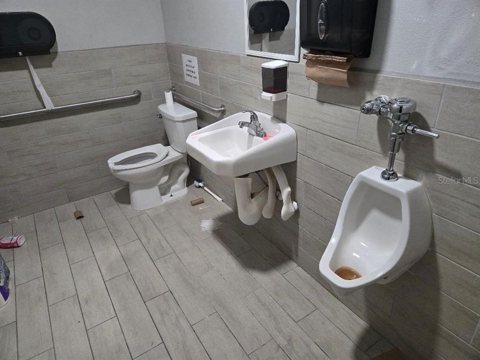 For Sale: $1,499,000 (0 beds, 0 baths, 3920 Square Feet)