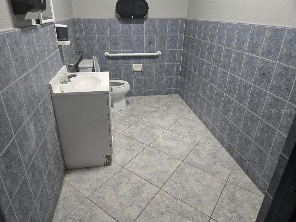 For Sale: $1,499,000 (0 beds, 0 baths, 3920 Square Feet)