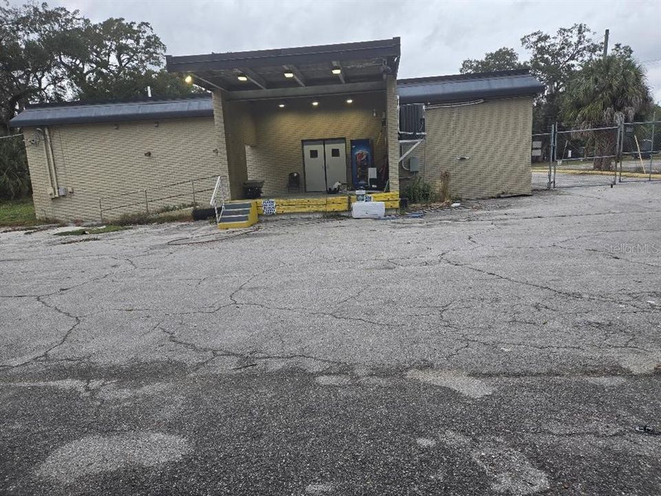 For Sale: $1,499,000 (0 beds, 0 baths, 3920 Square Feet)