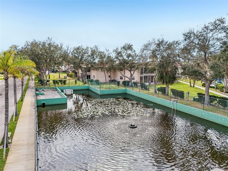 На продажу: $167,000 (2 спален, 1 ванн, 925 Квадратных фут)