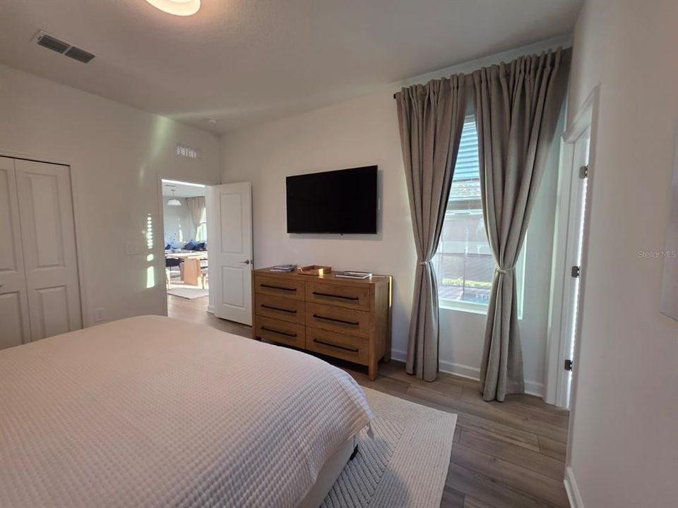 For Rent: $8,000 (5 beds, 5 baths, 3014 Square Feet)