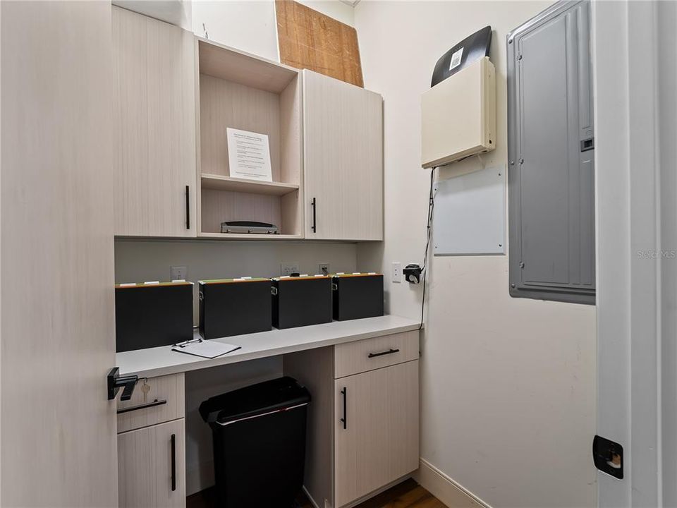 En Venta: $419,000 (0 camas, 0 baños, 1050 Pies cuadrados)