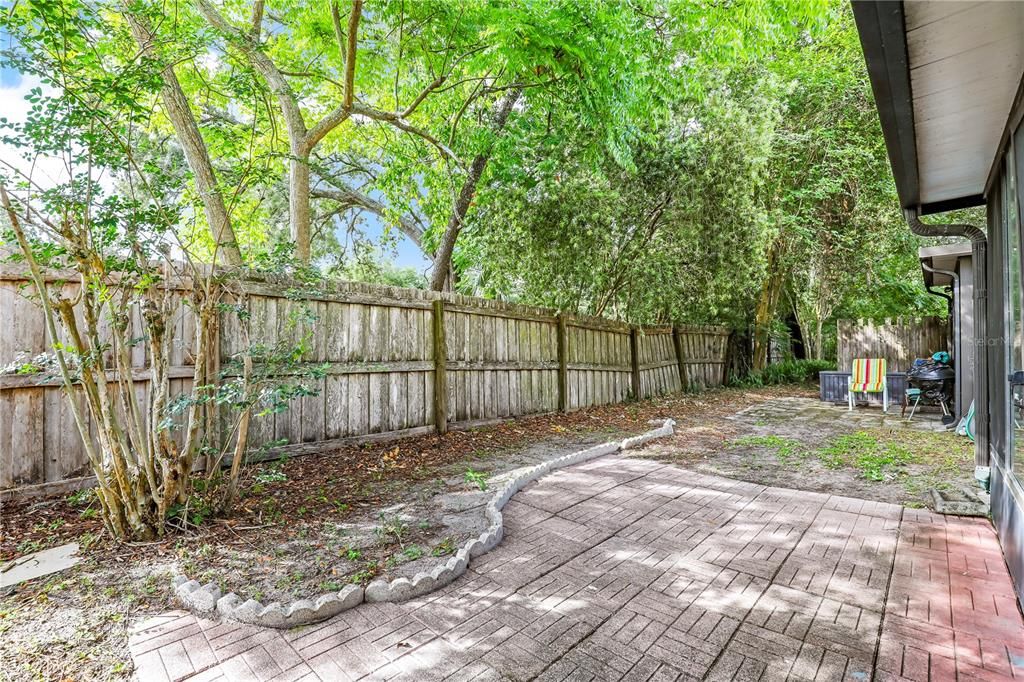 На продажу: $159,900 (3 спален, 2 ванн, 1343 Квадратных фут)