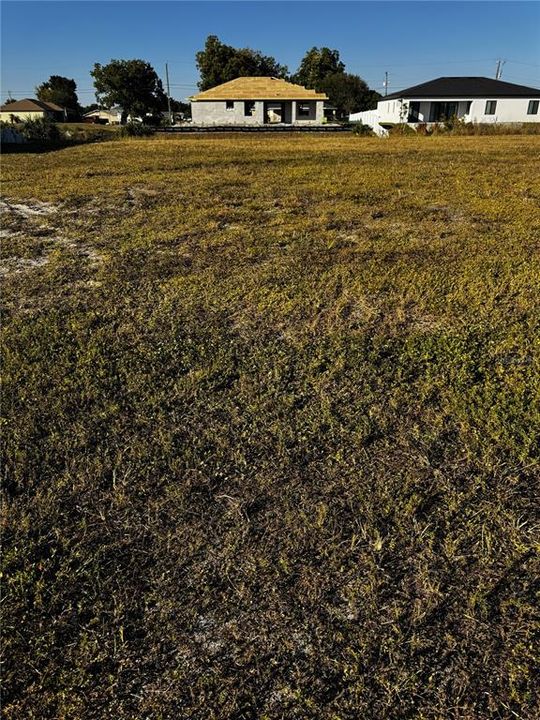 На продажу: $102,500 (0.26 acres)