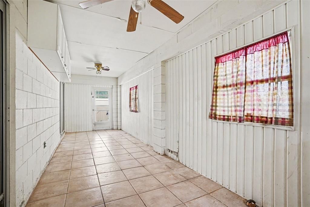 Active With Contract: $247,000 (3 beds, 2 baths, 1734 Square Feet)