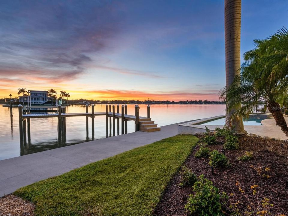 Active With Contract: $4,250,000 (4 beds, 4 baths, 5222 Square Feet)