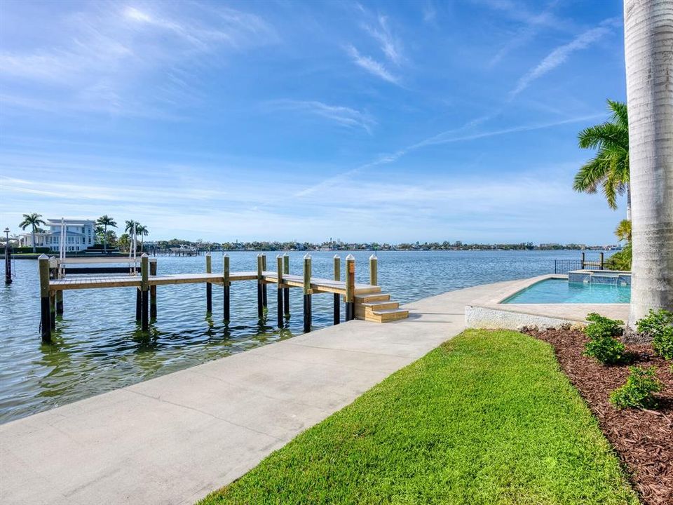 Active With Contract: $4,250,000 (4 beds, 4 baths, 5222 Square Feet)