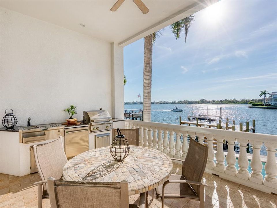 Active With Contract: $4,250,000 (4 beds, 4 baths, 5222 Square Feet)