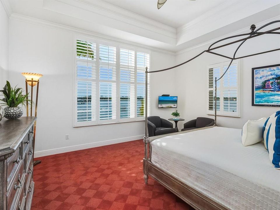 Active With Contract: $4,250,000 (4 beds, 4 baths, 5222 Square Feet)