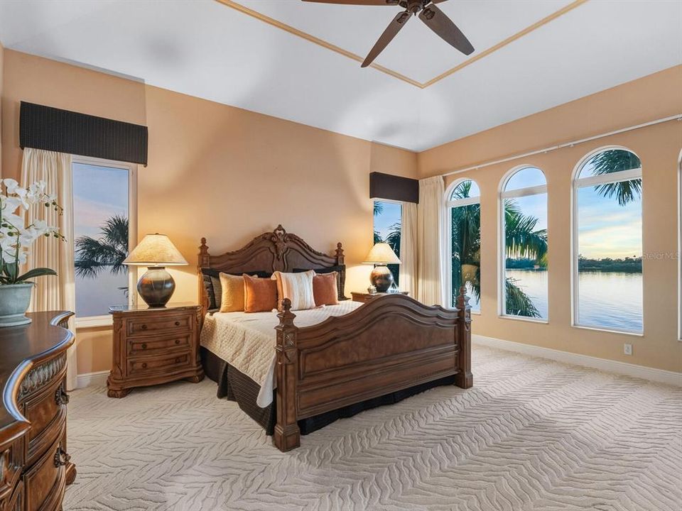 Active With Contract: $4,250,000 (4 beds, 4 baths, 5222 Square Feet)