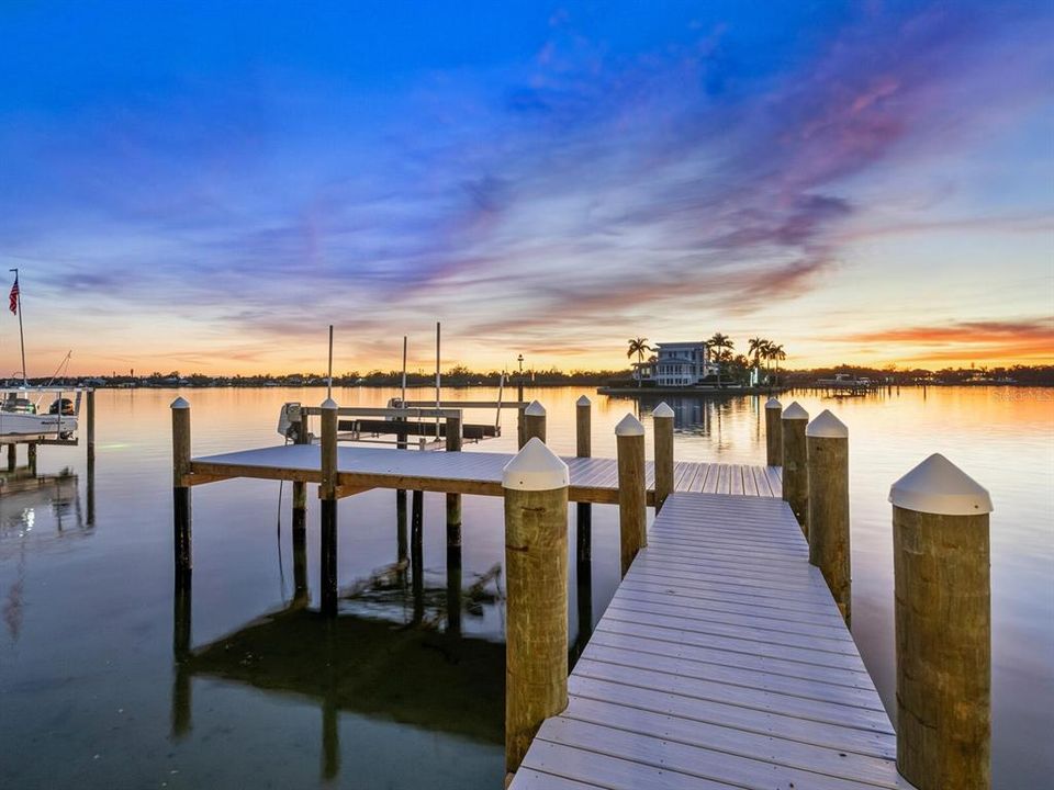 Active With Contract: $4,250,000 (4 beds, 4 baths, 5222 Square Feet)