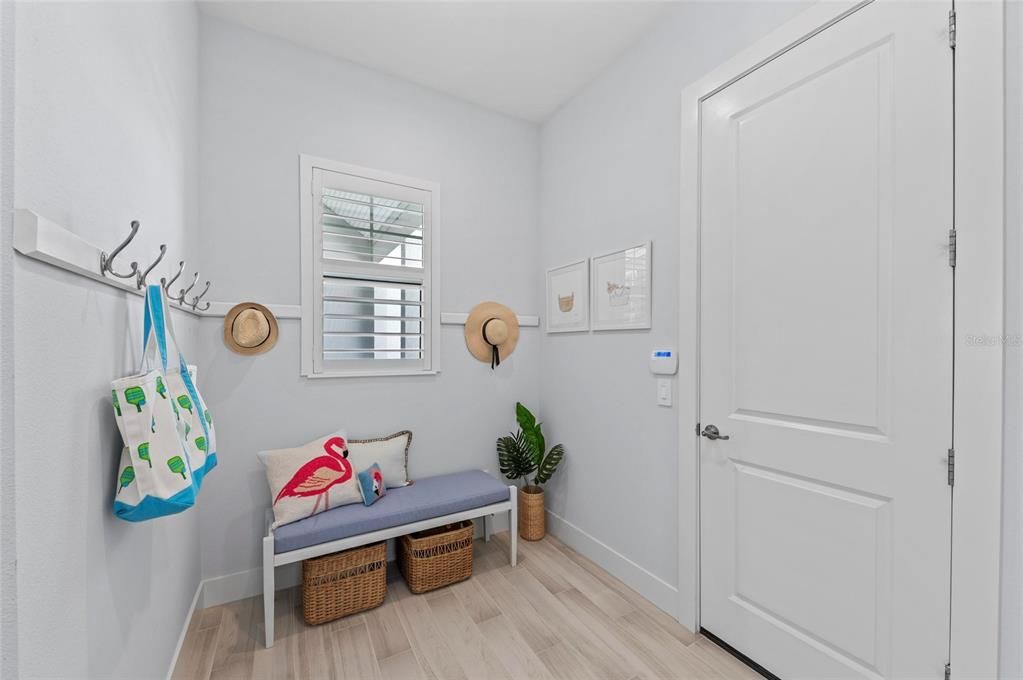 Active With Contract: $1,900,000 (3 beds, 3 baths, 3509 Square Feet)