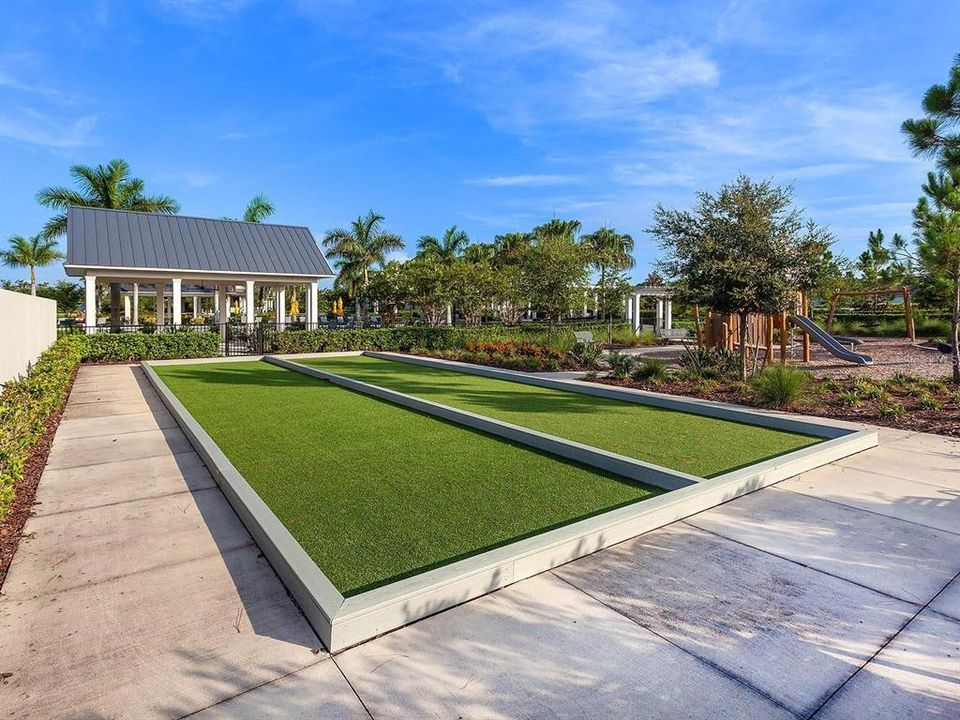 Active With Contract: $1,900,000 (3 beds, 3 baths, 3509 Square Feet)