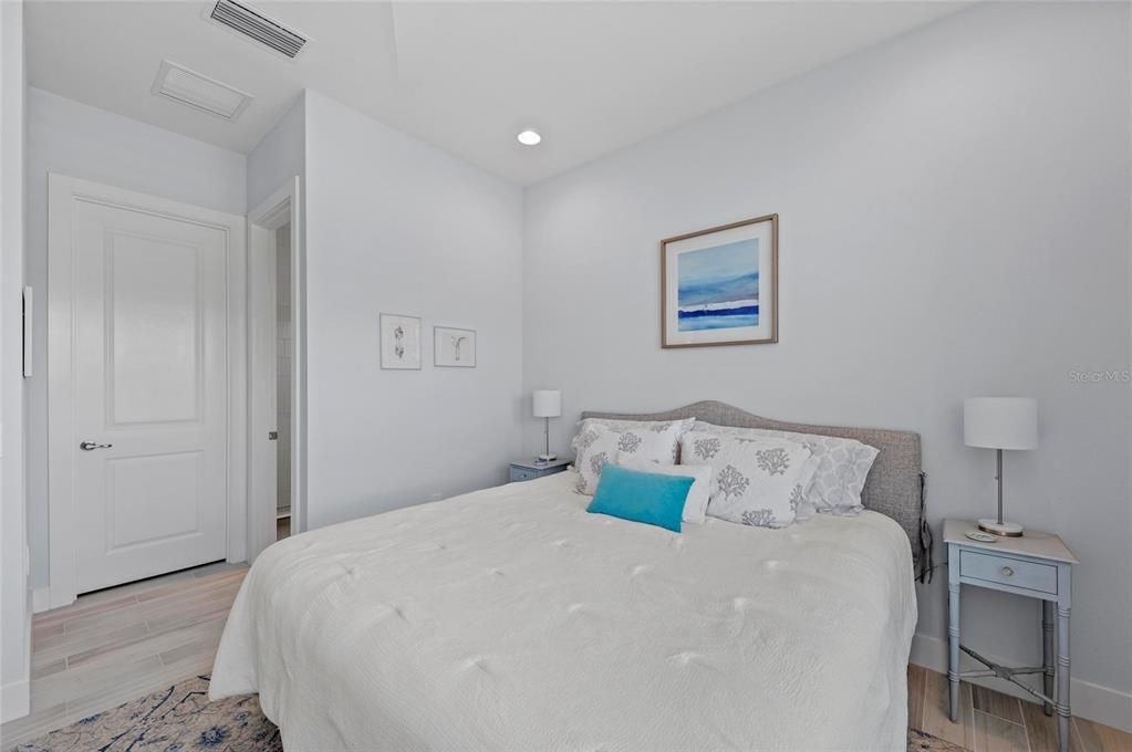 Active With Contract: $1,900,000 (3 beds, 3 baths, 3509 Square Feet)