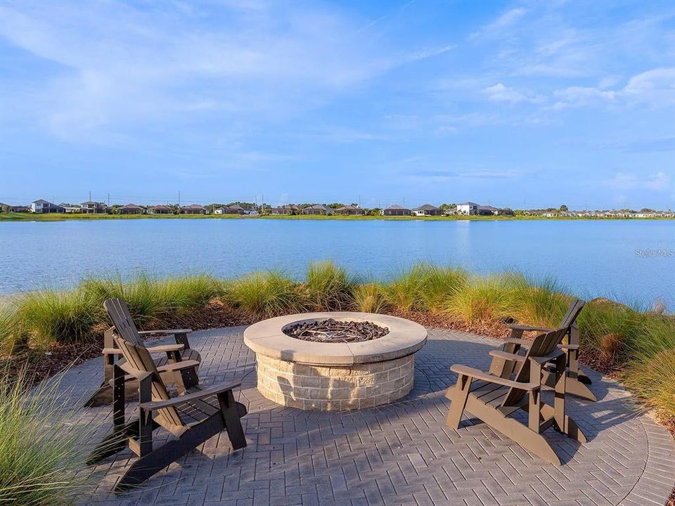 Active With Contract: $1,900,000 (3 beds, 3 baths, 3509 Square Feet)