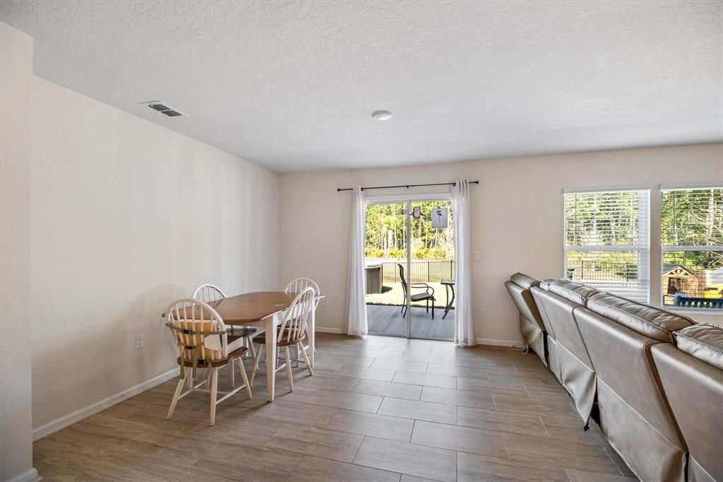 For Sale: $365,000 (4 beds, 2 baths, 1856 Square Feet)
