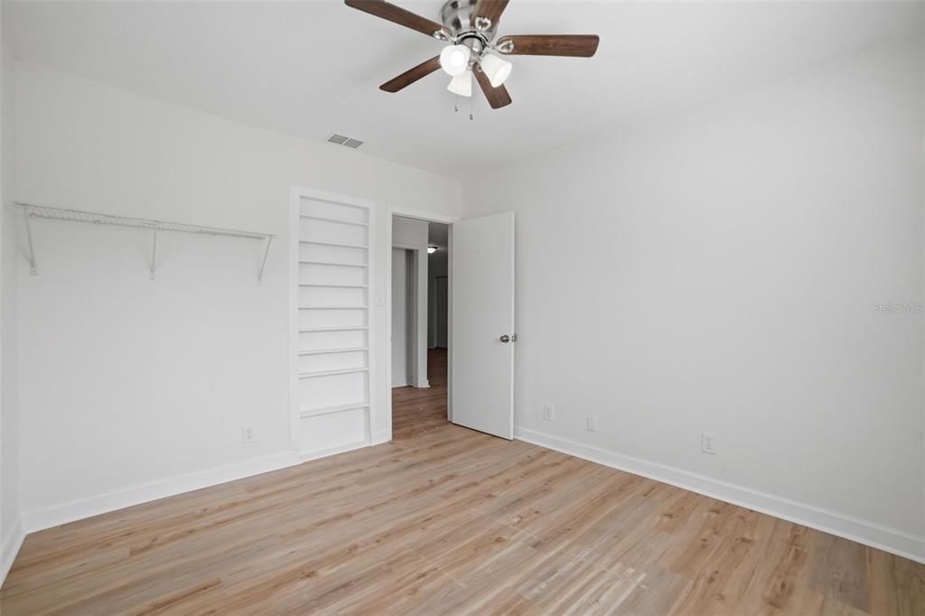 For Sale: $189,900 (3 beds, 2 baths, 1326 Square Feet)