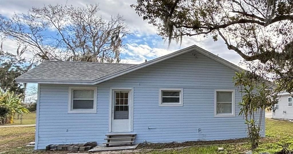 For Sale: $189,900 (3 beds, 2 baths, 1326 Square Feet)