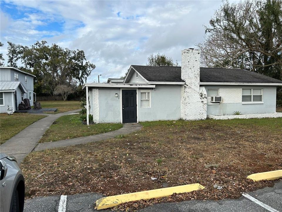 For Sale: $1,395,000 (15 beds, 0 baths, 6174 Square Feet)