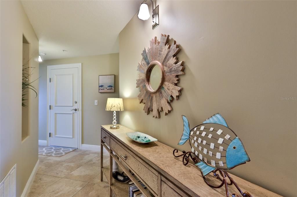 For Rent: $5,000 (2 beds, 2 baths, 1197 Square Feet)