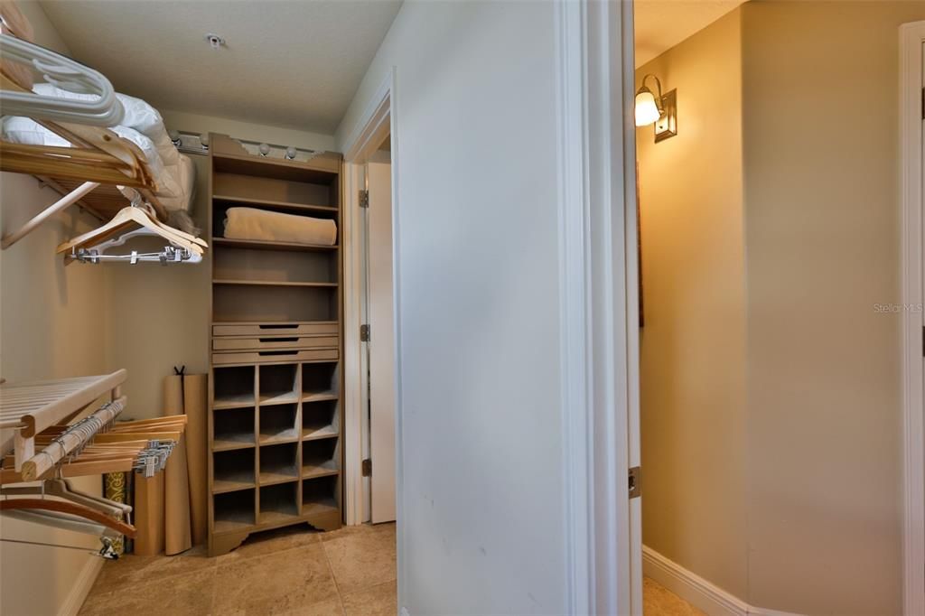 For Rent: $5,000 (2 beds, 2 baths, 1197 Square Feet)