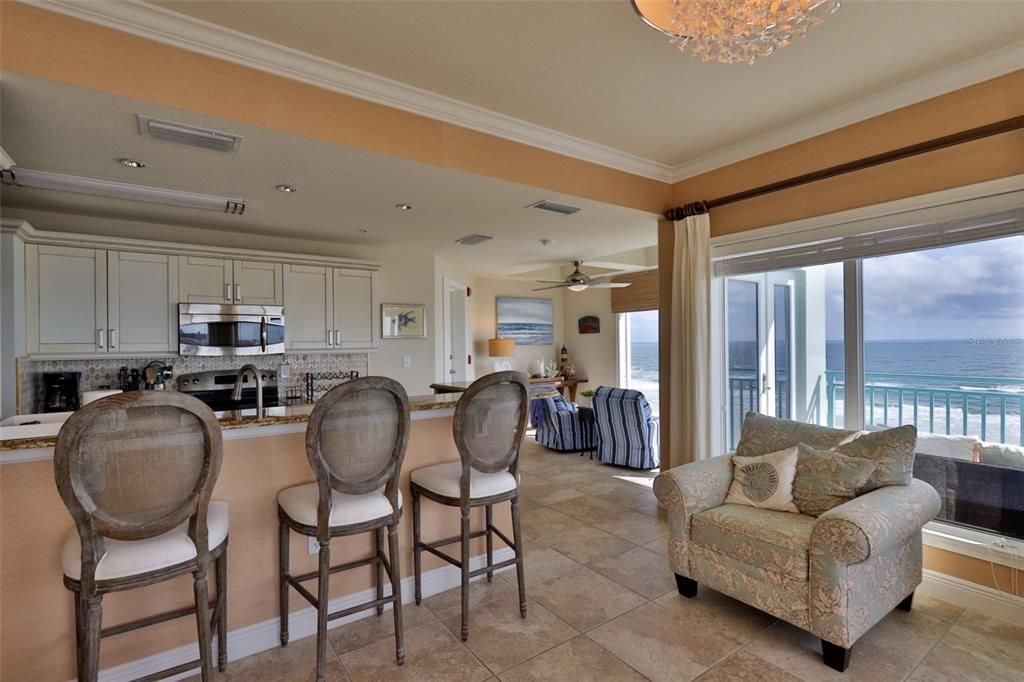 For Rent: $5,000 (2 beds, 2 baths, 1197 Square Feet)