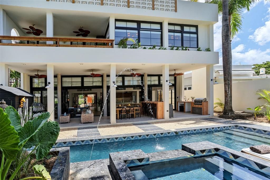 En Venta: $6,650,000 (5 camas, 6 baños, 7370 Pies cuadrados)