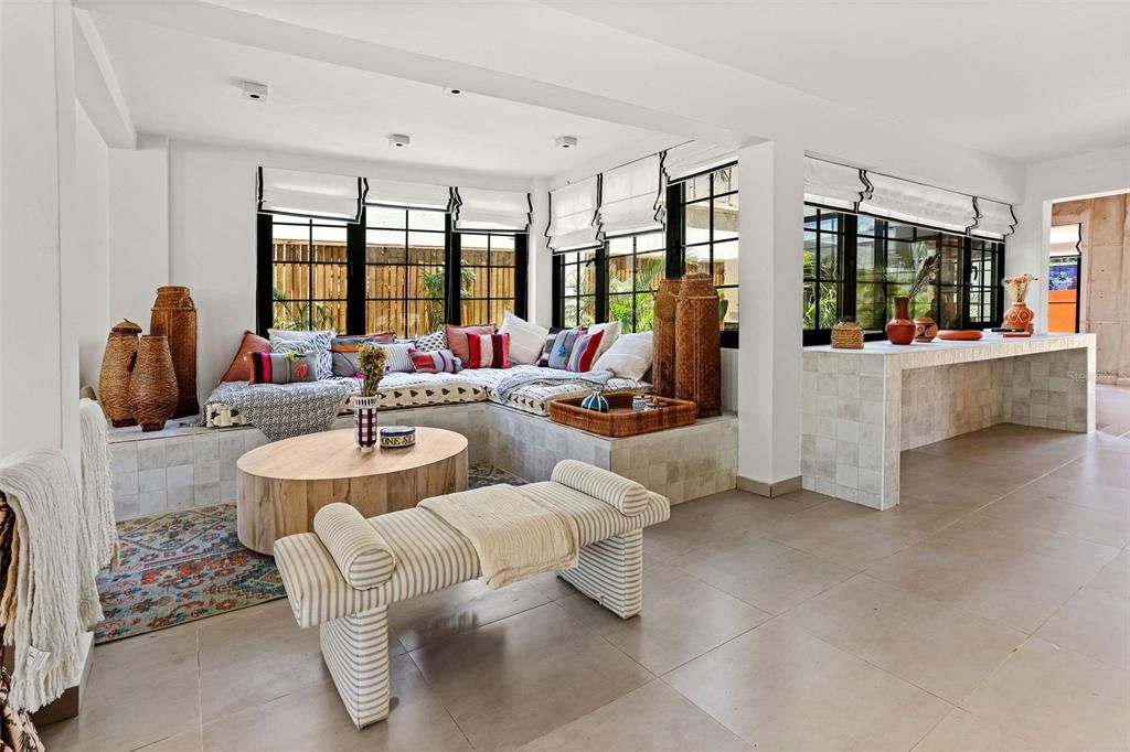 En Venta: $6,650,000 (5 camas, 6 baños, 7370 Pies cuadrados)