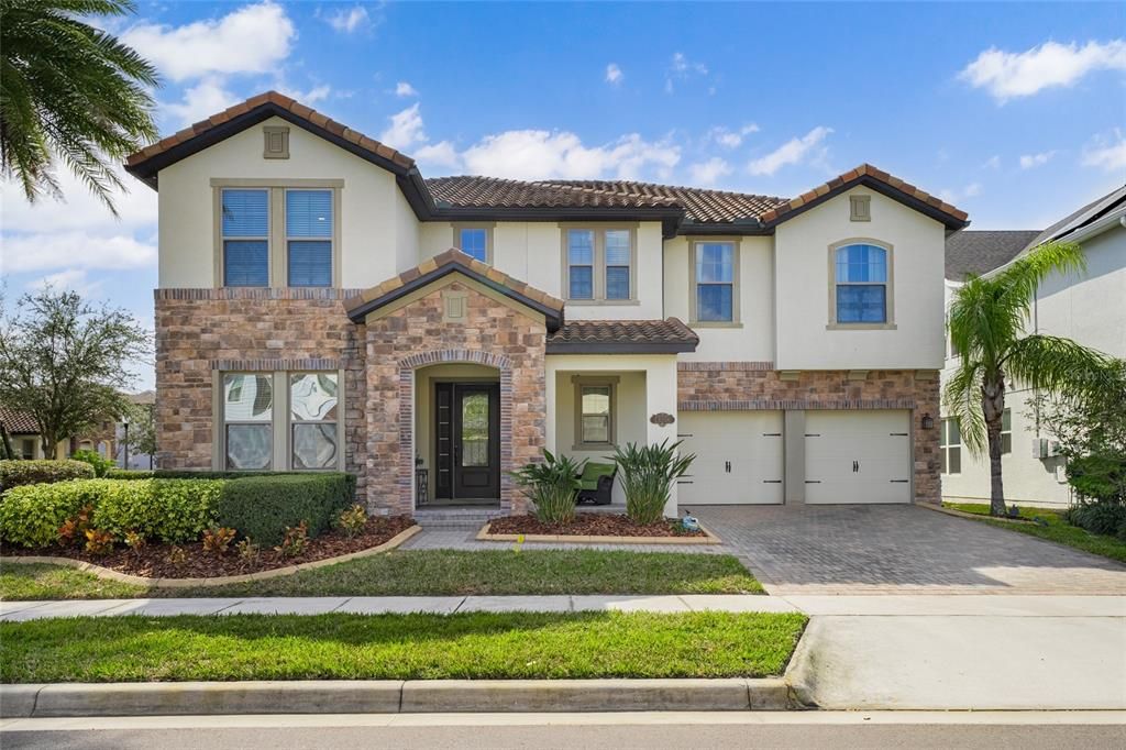 For Sale: $1,396,000 (6 beds, 4 baths, 3794 Square Feet)
