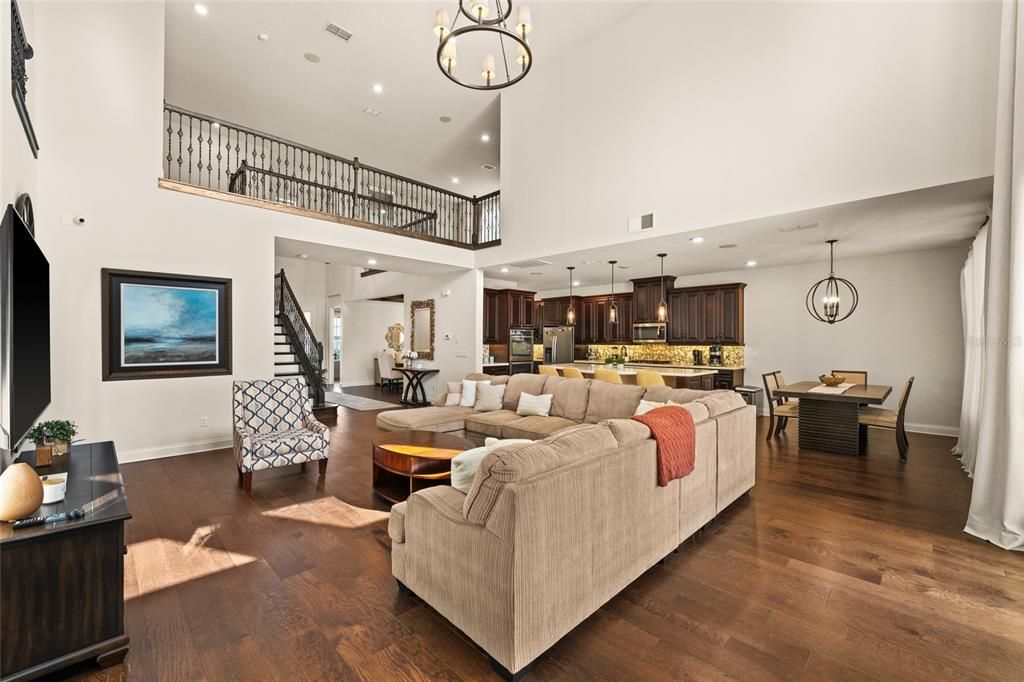 For Sale: $1,396,000 (6 beds, 4 baths, 3794 Square Feet)