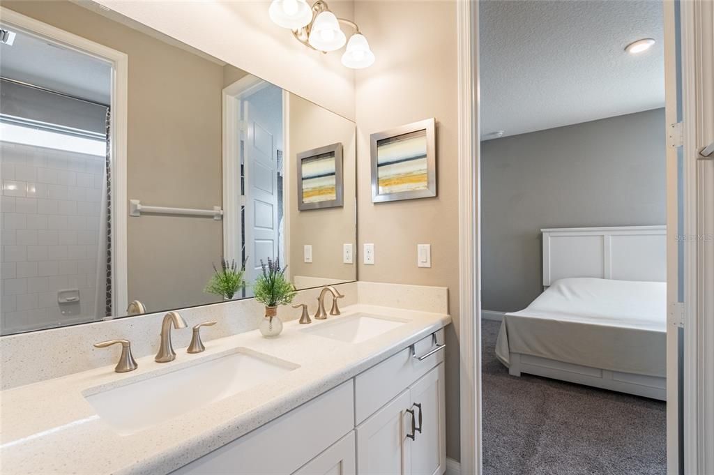 For Sale: $1,396,000 (6 beds, 4 baths, 3794 Square Feet)