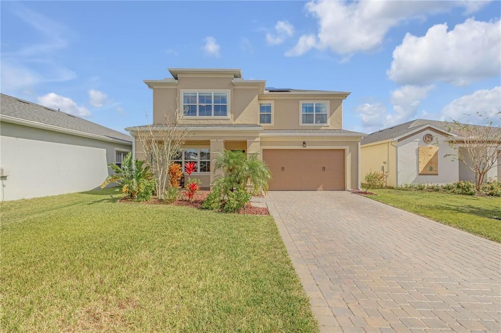 Active With Contract: $470,000 (5 beds, 3 baths, 2628 Square Feet)