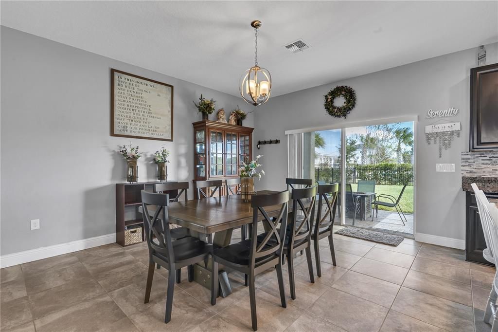 Active With Contract: $470,000 (5 beds, 3 baths, 2628 Square Feet)