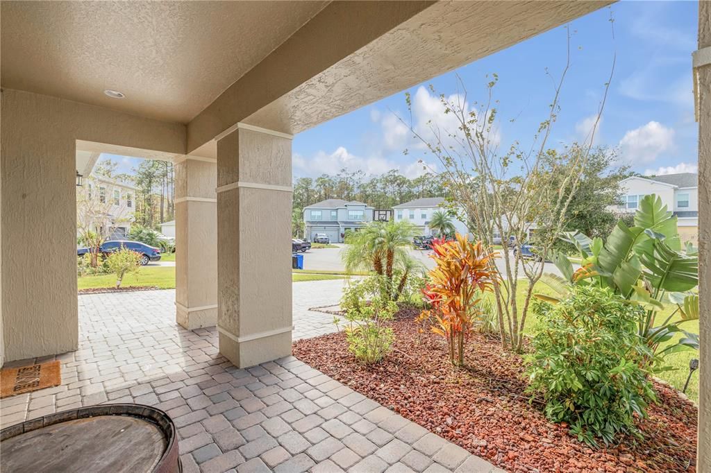 Active With Contract: $470,000 (5 beds, 3 baths, 2628 Square Feet)
