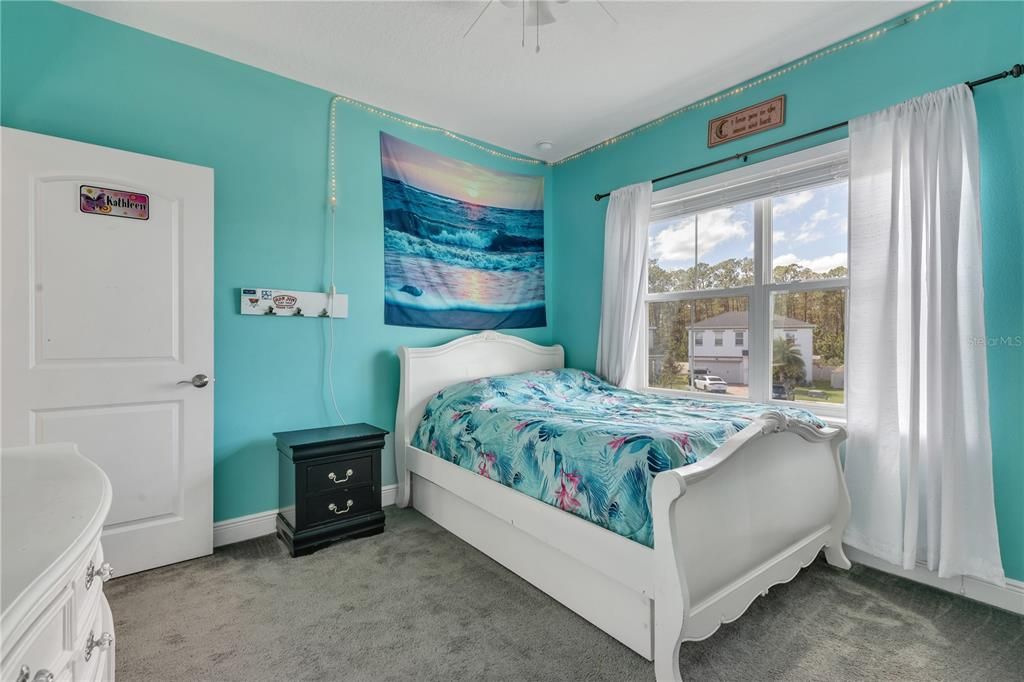 Active With Contract: $470,000 (5 beds, 3 baths, 2628 Square Feet)