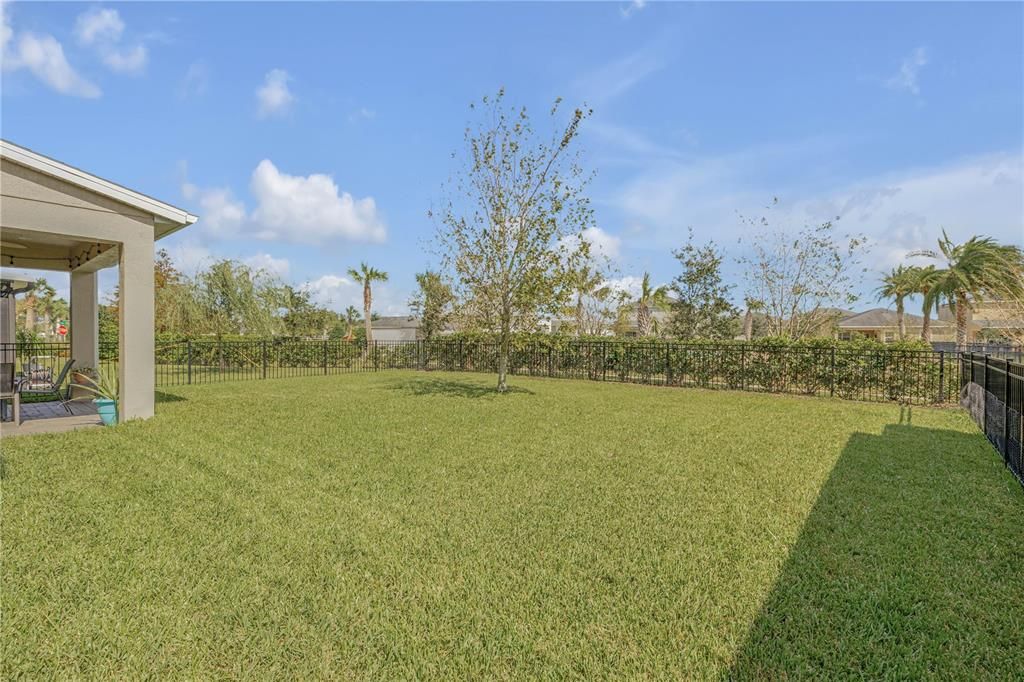 Active With Contract: $470,000 (5 beds, 3 baths, 2628 Square Feet)