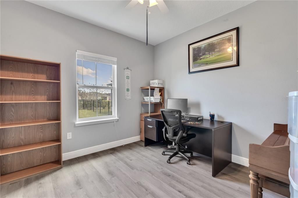 Active With Contract: $470,000 (5 beds, 3 baths, 2628 Square Feet)