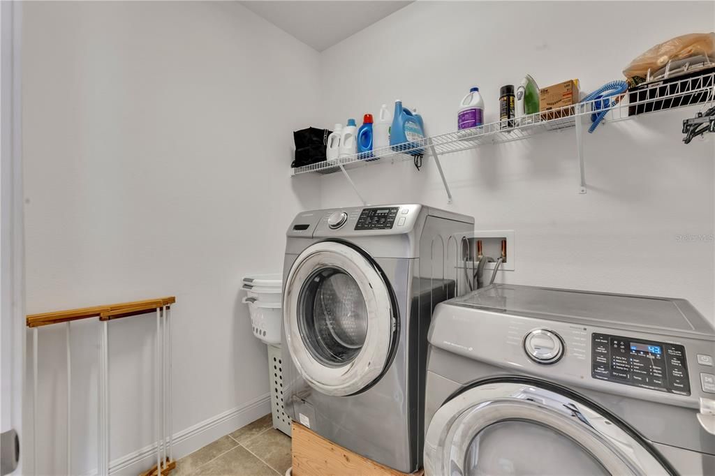 Active With Contract: $470,000 (5 beds, 3 baths, 2628 Square Feet)