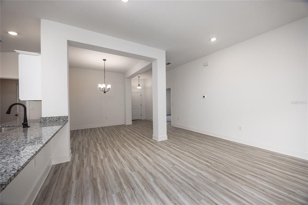 For Sale: $400,150 (3 beds, 2 baths, 1970 Square Feet)