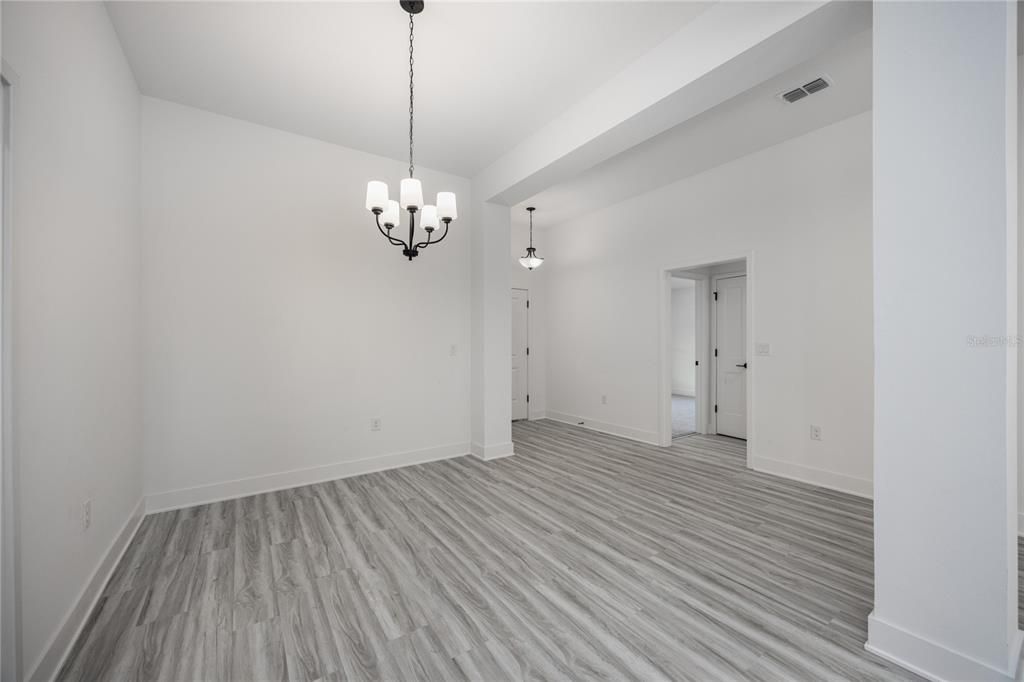 For Sale: $400,150 (3 beds, 2 baths, 1970 Square Feet)