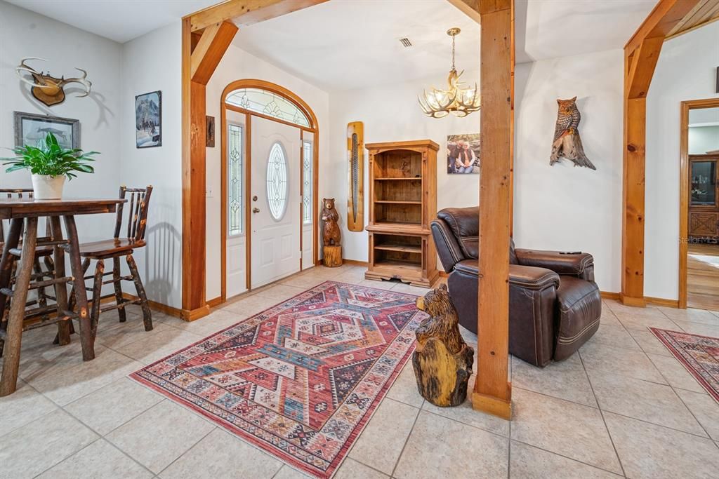For Sale: $799,000 (3 beds, 3 baths, 2935 Square Feet)
