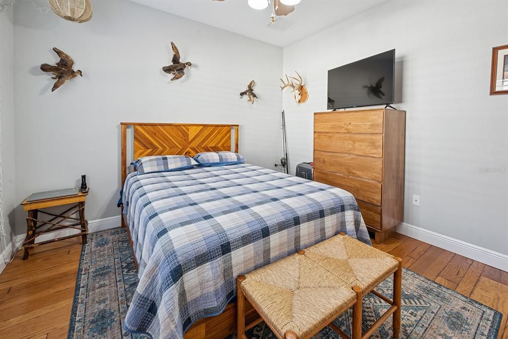For Sale: $799,000 (3 beds, 3 baths, 2935 Square Feet)