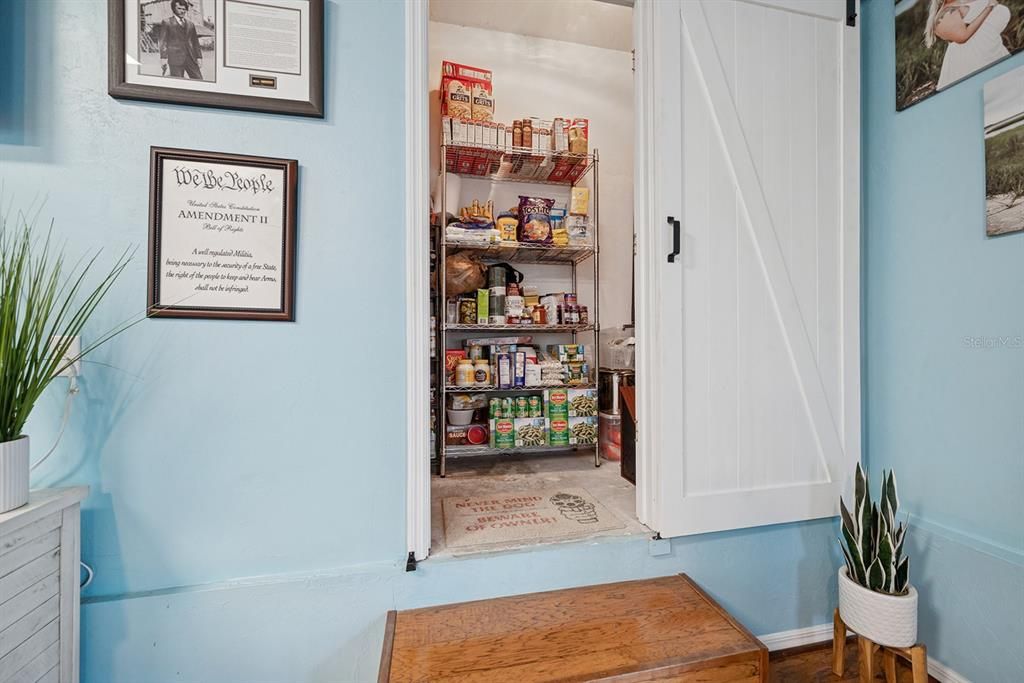 For Sale: $799,000 (3 beds, 3 baths, 2935 Square Feet)