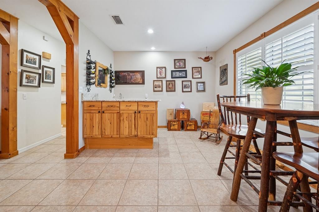 For Sale: $799,000 (3 beds, 3 baths, 2935 Square Feet)