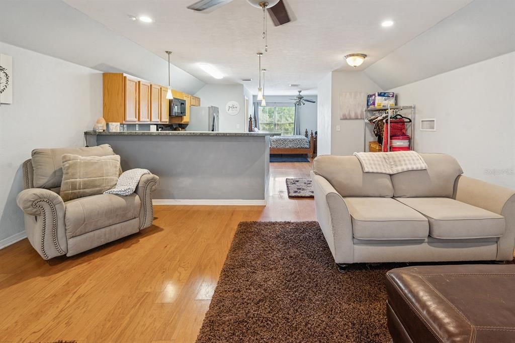 For Sale: $799,000 (3 beds, 3 baths, 2935 Square Feet)