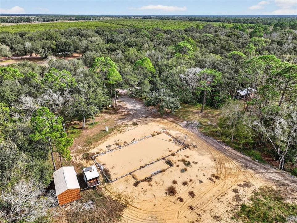 待售: $225,000 (4.67 acres)