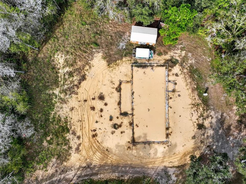 待售: $225,000 (4.67 acres)
