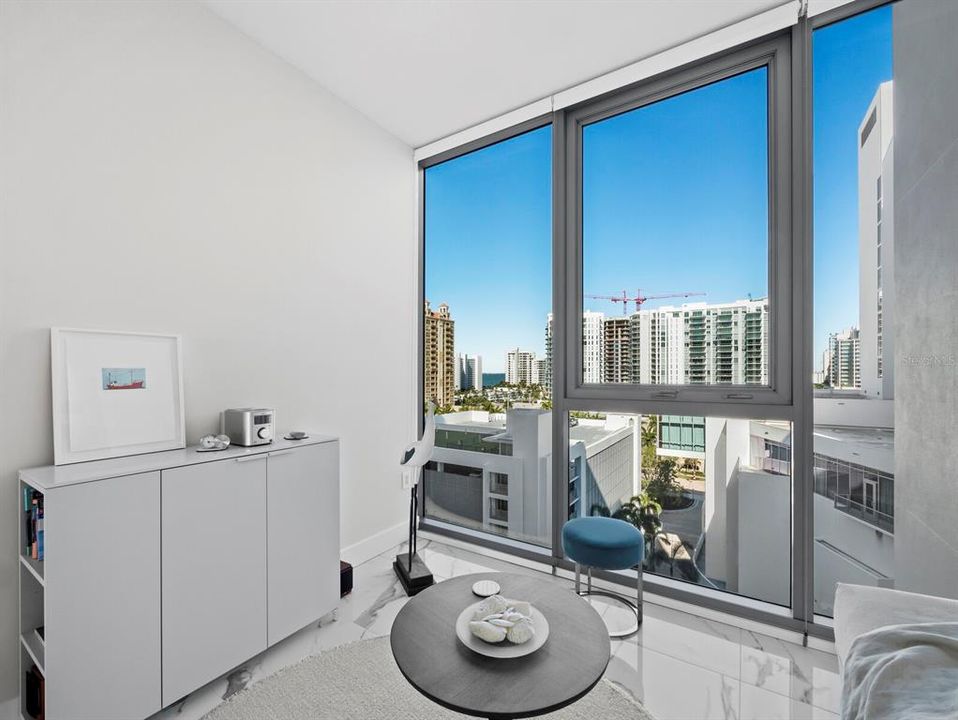 For Sale: $1,995,000 (2 beds, 2 baths, 1770 Square Feet)