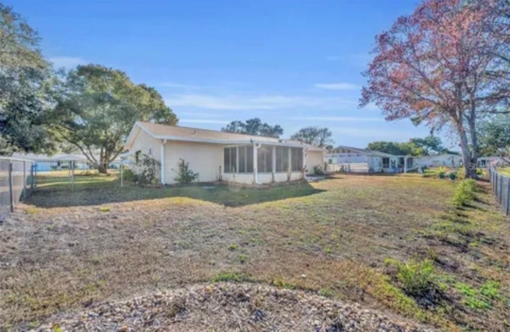 Activo con contrato: $219,900 (2 camas, 2 baños, 1296 Pies cuadrados)