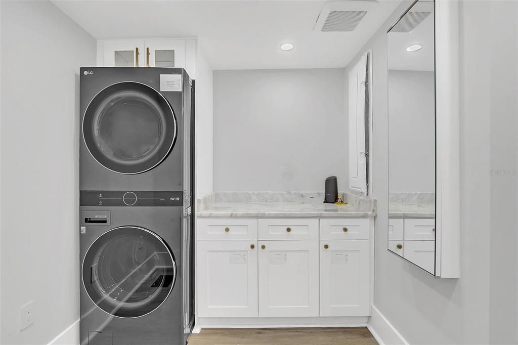For Sale: $629,000 (3 beds, 2 baths, 1670 Square Feet)